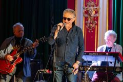 22.03.2025 Szczecin. Dom Kultury 13 Muz. Benefis Andrzeja Szpaka z okazji 60-lecia działalności artystycznej. Fot. Robert Stachnik.