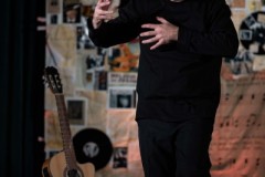 26.11.2025 Szczecin. Carlos Gardel - Dusza Tanga - monodram muzyczno-teatralny Fot. Robert Stachnik