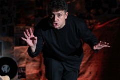 26.11.2025 Szczecin. Carlos Gardel - Dusza Tanga - monodram muzyczno-teatralny Fot. Robert Stachnik