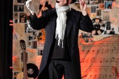 26.11.2025 Szczecin. Carlos Gardel - Dusza Tanga - monodram muzyczno-teatralny Fot. Robert Stachnik