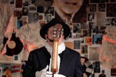 26.11.2025 Szczecin. Carlos Gardel - Dusza Tanga - monodram muzyczno-teatralny Fot. Robert Stachnik