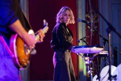 12.03.2026 Szczecin. Dom Kultury 13 Muz. Duet BAiKA (Banach i Kafi) - koncert trasy „Czas końca złudzeń”. Fot. Robert Stachnik.