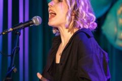 12.03.2026 Szczecin. Dom Kultury 13 Muz. Duet BAiKA (Banach i Kafi) - koncert trasy „Czas końca złudzeń”. Fot. Robert Stachnik.