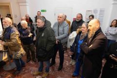 04.12.2025 Szczecin. Dom Kultury 13 Muz. Galeria Enter - Ewa Lidia - Poszukiwania 2.0_Syzyf - fotografia, grafika _ Maria Kulbacka - Fragmenty 2.0_piękno jest w nas... - grafika, rysunek. Fot. Robert Stachnik.