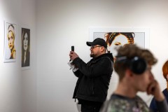 05.03.2026 Szczecin. Dom Kultury 13 Muz. Galeria Enter - Janusz „Sławek” Piszczatowski - Ziarno i Pixele - wystawa fotografii. Fot. Robert Stachnik.