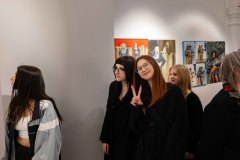 24.04.2025 Szczecin. Dom Kultury 13 Muz. Galeria Enter - Kamil Winnicki - Reliefy - projekt multidyscyplinarny. Fot. Robert Stachnik.