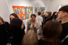 24.04.2025 Szczecin. Dom Kultury 13 Muz. Galeria Enter - Kamil Winnicki - Reliefy - projekt multidyscyplinarny. Fot. Robert Stachnik.