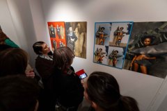 24.04.2025 Szczecin. Dom Kultury 13 Muz. Galeria Enter - Kamil Winnicki - Reliefy - projekt multidyscyplinarny. Fot. Robert Stachnik.