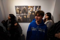 24.04.2025 Szczecin. Dom Kultury 13 Muz. Galeria Enter - Kamil Winnicki - Reliefy - projekt multidyscyplinarny. Fot. Robert Stachnik.
