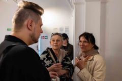 24.04.2025 Szczecin. Dom Kultury 13 Muz. Galeria Enter - Kamil Winnicki - Reliefy - projekt multidyscyplinarny. Fot. Robert Stachnik.