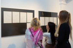 06.11.2025 Szczecin. Dom Kultury 13 Muz. Galeria Enter - Maciej Mielnicki - rysunek. Fot. Robert Stachnik.