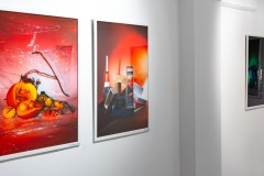 24.06.2026 Szczecin. Dom Kultury 13 Muz. Galeria Enter - Ostatnie światło na stole - wystawa uczniów Technikum Fotograficznego Cosinus Young 15+ w Szczecinie. Fot. Robert Stachnik.