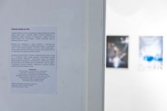 24.06.2026 Szczecin. Dom Kultury 13 Muz. Galeria Enter - Ostatnie światło na stole - wystawa uczniów Technikum Fotograficznego Cosinus Young 15+ w Szczecinie. Fot. Robert Stachnik.