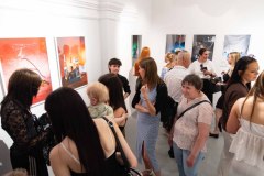24.06.2026 Szczecin. Dom Kultury 13 Muz. Galeria Enter - Ostatnie światło na stole - wystawa uczniów Technikum Fotograficznego Cosinus Young 15+ w Szczecinie. Fot. Robert Stachnik.