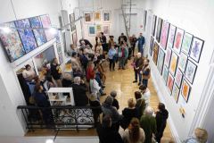 05.11.2025 Szczecin. Dom Kultury 13 Muz. Galeria Foyer - Andrzej Buko - Moja twórczość - ebru. Fot. Robert Stachnik
