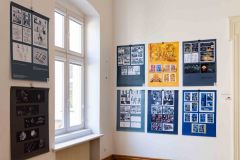 21.05.2025 Szczecin. Dom Kultury 13 Muz. Galeria Foyer - Formy Narracji - wystawa studentów i absolwentów Akademii Sztuki w Szczecinie. Fot. Robert Stachnik.