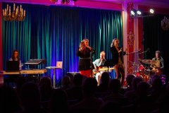 04.05.2026 Szczecin. Dom Kultury 13 Muz. Inspektor Jass na tropie, czyli jazz z historią w tle: Jazz Cats. Fot. Robert Stachnik.
