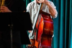 13.04.2026 Szczecin. Dom Kultury 13 Muz. Inspektor Jass na tropie, czyli jazz z historią w tle: Jazz Waves. Fot. Robert Stachnik.