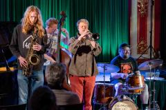 05.05.2025 Szczecin. Dom Kultury 13 Muz. Inspektor Jass na tropie, czyli jazz z historią w tle: Kresten Osgood Quintet. Fot. Robert Stachnik.