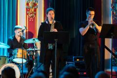 07.04.2025 Szczecin. Dom Kultury 13 Muz. Inspektor Jass na tropie, czyli jazz z historią w tle: Pop meets Jazz. Fot. Robert Stachnik.