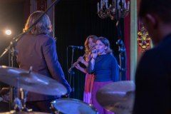02.03.2026 Szczecin. Dom Kultury 13 Muz. Inspektor Jass na tropie, czyli jazz z historią w tle: Sing It! Fot. Robert Stachnik.
