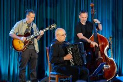 02.06.2025 Szczecin. Dom Kultury 13 Muz. Inspektor Jass na tropie, czyli jazz z historią w tle: Summer Jazz Party. Fot. Robert Stachnik.