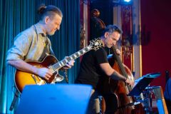 02.06.2025 Szczecin. Dom Kultury 13 Muz. Inspektor Jass na tropie, czyli jazz z historią w tle: Summer Jazz Party. Fot. Robert Stachnik.