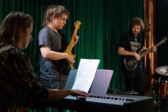 02.06.2025 Szczecin. Dom Kultury 13 Muz. Inspektor Jass na tropie, czyli jazz z historią w tle: Summer Jazz Party. Fot. Robert Stachnik.