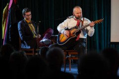 06.12.2024 Szczecin. Dom Kultury 13 Muz. Konstanty kontra Ildefons - komedia muzyczna. Fot. Robert Stachnik.