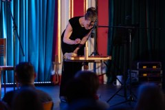 14.03.2026 Szczecin. Dom Kultury 13 Muz. Marta robi sceny koncertowo, czyli Recital Piosenki Popularnej na wiosnę. Fot. Robert Stachnik.