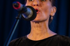 14.03.2026 Szczecin. Dom Kultury 13 Muz. Marta robi sceny koncertowo, czyli Recital Piosenki Popularnej na wiosnę. Fot. Robert Stachnik.