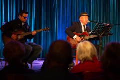 18.05.2026 Szczecin. Dom Kultury 13 Muz. Poniedziałek Jazz Fana - Wiosenny koncert na 3 gitary: Rudnicki, Rapa i Rapa. Fot. Robert Stachnik.
