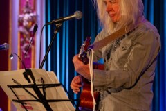 18.05.2026 Szczecin. Dom Kultury 13 Muz. Poniedziałek Jazz Fana - Wiosenny koncert na 3 gitary: Rudnicki, Rapa i Rapa. Fot. Robert Stachnik.