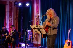 18.05.2026 Szczecin. Dom Kultury 13 Muz. Poniedziałek Jazz Fana - Wiosenny koncert na 3 gitary: Rudnicki, Rapa i Rapa. Fot. Robert Stachnik.