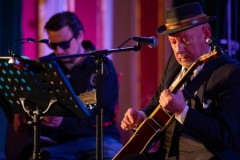 18.05.2026 Szczecin. Dom Kultury 13 Muz. Poniedziałek Jazz Fana - Wiosenny koncert na 3 gitary: Rudnicki, Rapa i Rapa. Fot. Robert Stachnik.