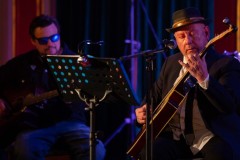 18.05.2026 Szczecin. Dom Kultury 13 Muz. Poniedziałek Jazz Fana - Wiosenny koncert na 3 gitary: Rudnicki, Rapa i Rapa. Fot. Robert Stachnik.
