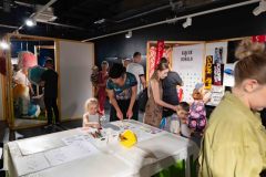 31.08.2025 Szczecin. Przytul Polskę - edukacyjna przygoda kulturalna - wernisaż Fabryka Wody. Fot. Robert Stachnik