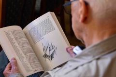 12.06.2025 Szczecin. Szczecińskie spotkania literackie 13 Muz: Z górnej półki. eleWator 41 - William Butler Yeats. Jakub Michał Pawłowski - Agrestowe sny. Fot. Robert Stachnik.