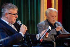 18.09.2025 Szczecin. Dom Kultury 13 Muz. Szczecińskie spotkania literackie 13 Muz - Z górnej półki - Zbigniew Kosiorowski - Nawrót. Fot. Robert Stachnik.
