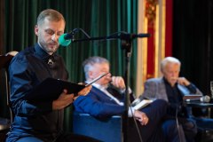 18.09.2025 Szczecin. Dom Kultury 13 Muz. Szczecińskie spotkania literackie 13 Muz - Z górnej półki - Zbigniew Kosiorowski - Nawrót. Fot. Robert Stachnik.