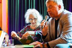 16.10.2025 Szczecin. Dom Kultury 13 Muz. Szczecińskie spotkania literackie. Spotkanie z Anną Frajlich i Sławomirem Żurkiem. Fot. Robert Stachnik