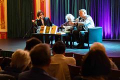 16.10.2025 Szczecin. Dom Kultury 13 Muz. Szczecińskie spotkania literackie. Spotkanie z Anną Frajlich i Sławomirem Żurkiem. Fot. Robert Stachnik