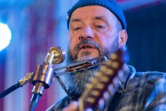 23.03.2026 Szczecin. Dom Kultury 13 Muz. Szczecińskie Wierszogranie - Krzysztof „Jurkiel” Jurkiewicz. Fot. Robert Stachnik.