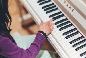 Koncert młodych pianistów